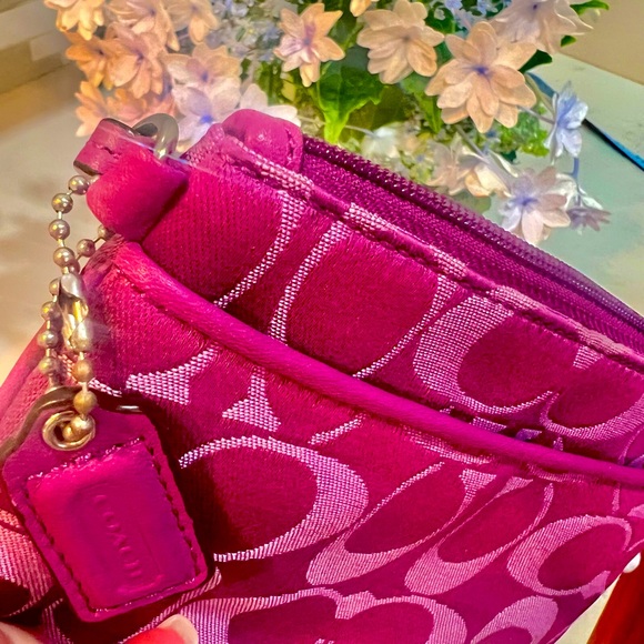 COACH Signature C Jacquard Wristlet with Leather Step and Trim in Purple - Picture 2 of 12